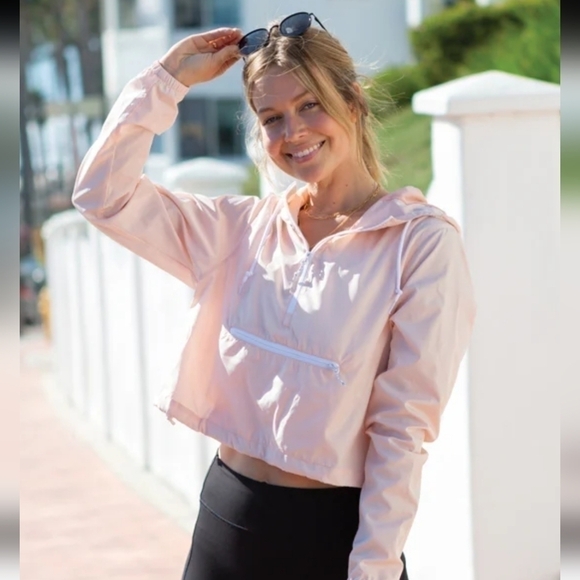 Independent Trading Company Jackets & Blazers - Independent Trading Company Pink XSMALL Crop Hoodie Windbreaker